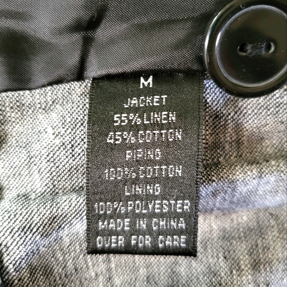 A. Byer | Woman's Suit | Jacket & Pant - Picture 4 of 10